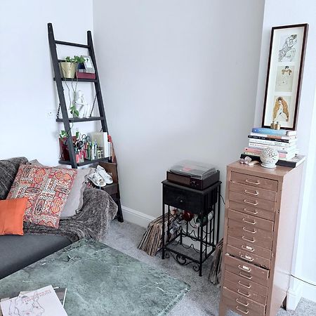 Bright And Modern Flat Near Portobello Road And The Canal London Exterior photo